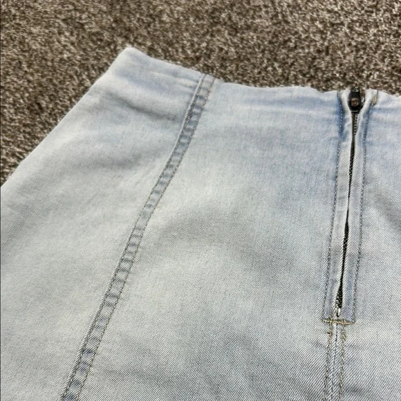 Wild fable small denim Blue Mini Skirt - zipper back stretch - Picture 11 of 12